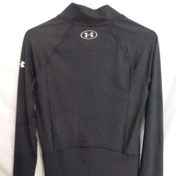 UNDER ARMOUR RUN, small, partial zip front jacket - Picture 7 of 9